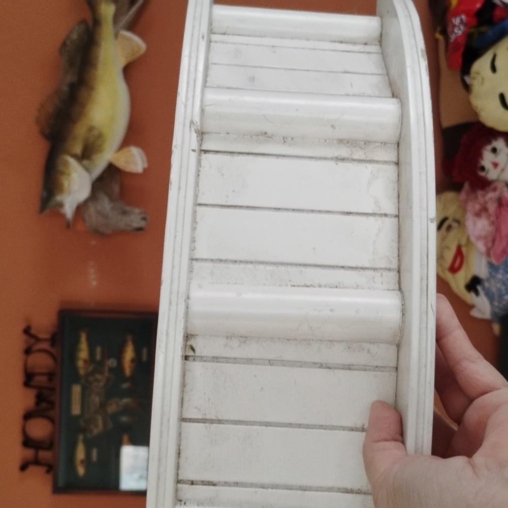 CURVED DISPLAY SHELF or RACK W/Slots  18 X 6 X 5 1/2  Distressed